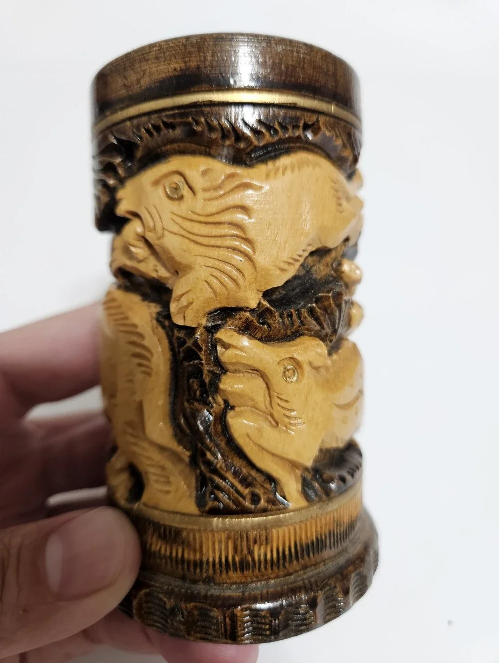 Carved Wood Desktop Pen Holder Cup with Animal Relief Design Great Condition